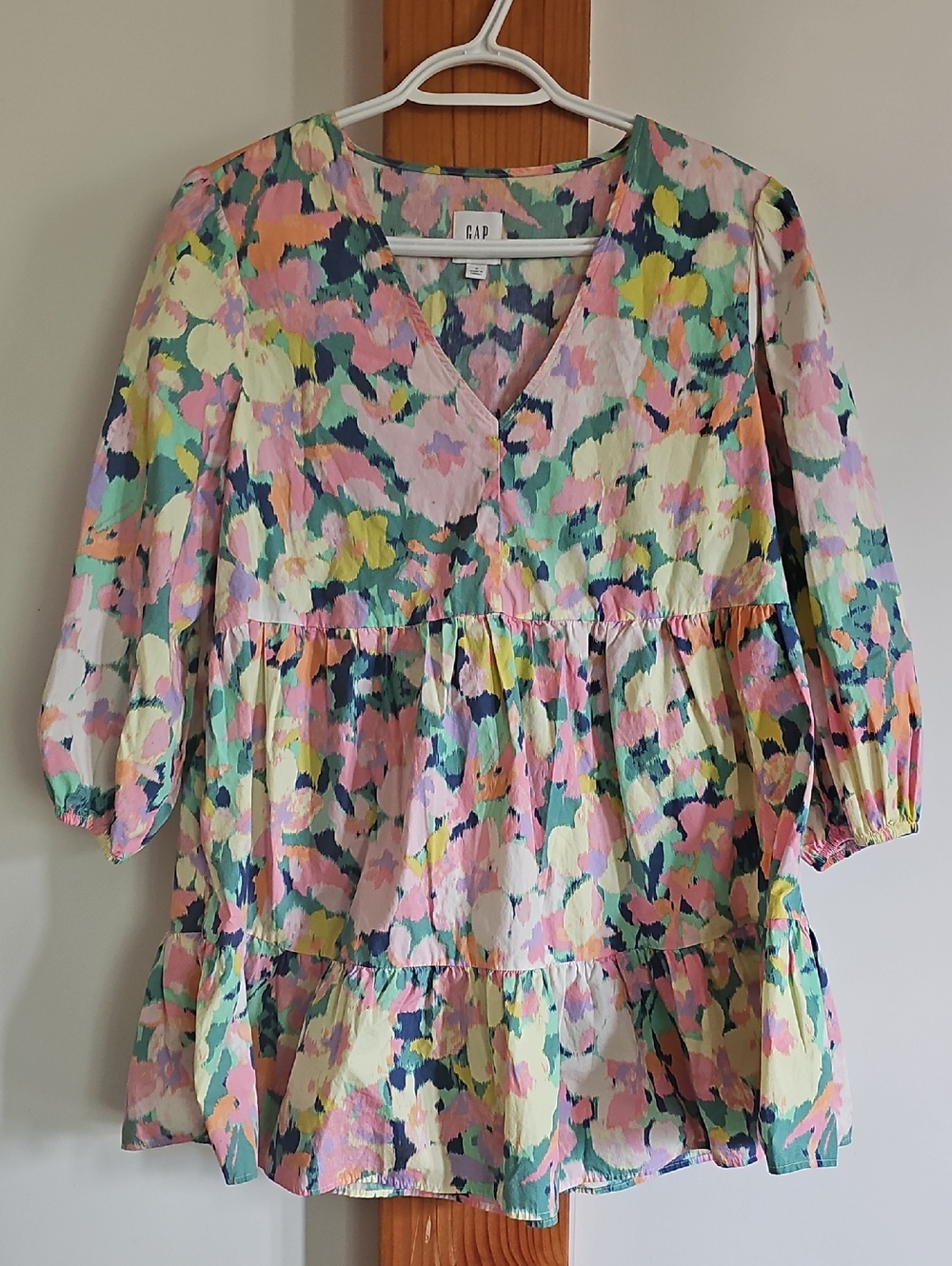 GAP Multicolor Pastel Floral Tiered V-Neck Blouse